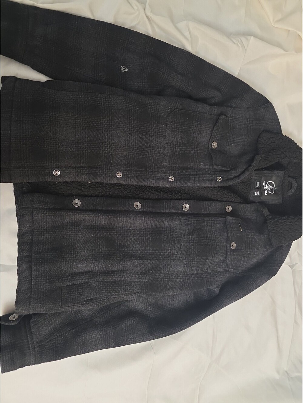 Volcom Men's Plaid Flannel Shacket Jacket Sherpa Lined Snap Button